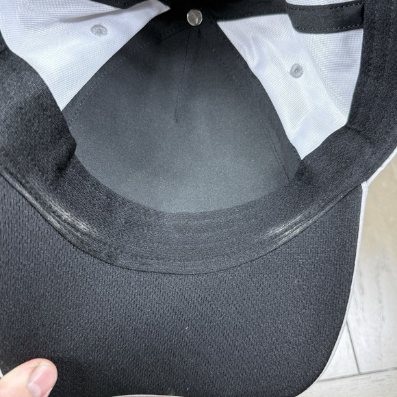 Mercedes Benz AMG Petronas F1 Team Puma Silver‎ Adjustable Snapback Hat Cap - Picture 8 of 9